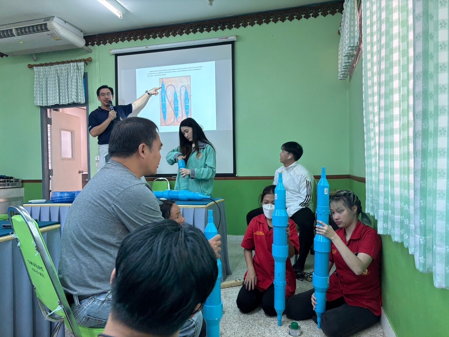 MFU News : LINE_ALBUM_อบรมเครื่องกรองน้ำ_DIY_รพสต_เล่าฝู่_08022025_250208_28.jpg