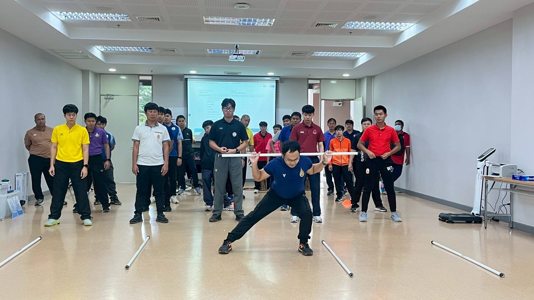 โครงการพัฒนาครูพลศึกษาสู่การเป็นผู้ฝึกสอนกีฬาประจำโรงเรียนตามมาตรฐานด้านวิทยาศาสตร์การกีฬา